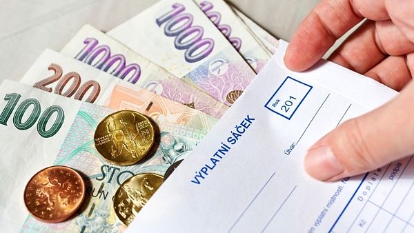 Legitimní boj o vyšší mzdy vs. trapný nápad pravice Legitimní boj o vyšší mzdy vs. trapný nápad pravice